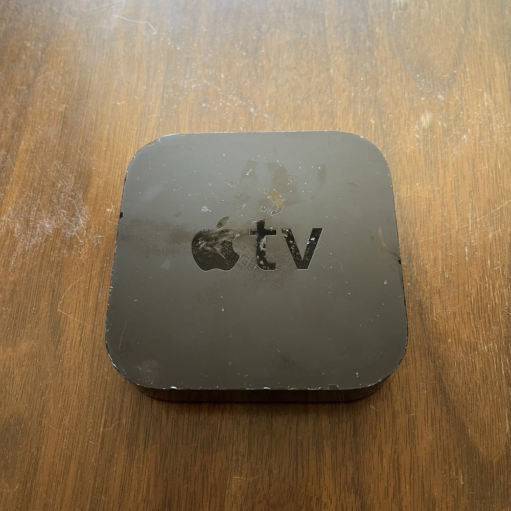 Apple TV (3rd Generation) Smart Media Streaming Player A1469